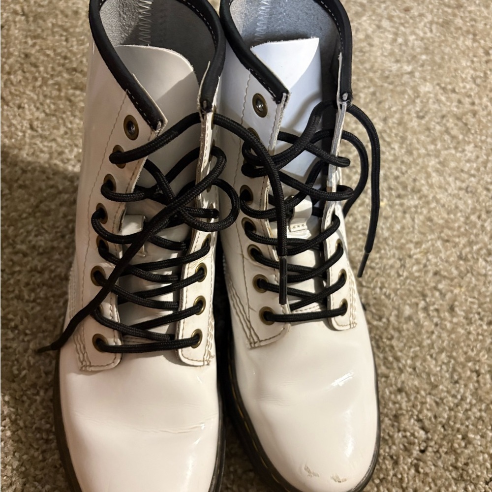 Dr. Martens White Boots with Black Soles - Picture 5 of 10